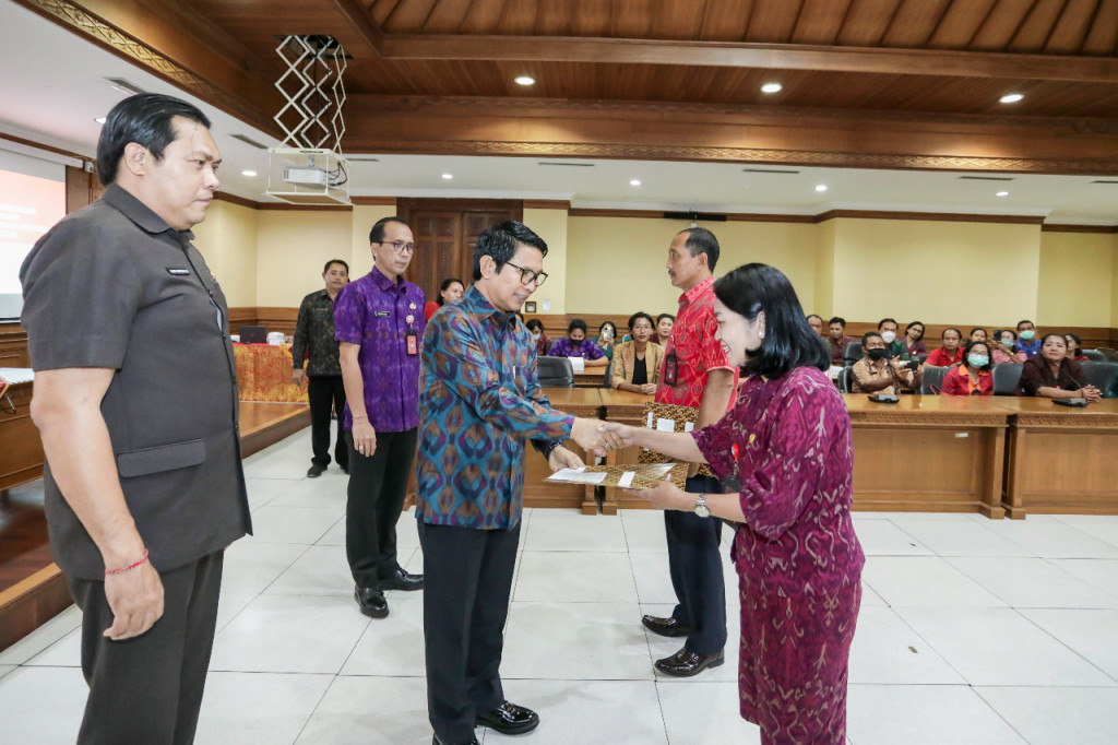 Sebut Kepala Sekolah Sebagai Lokomotif Ekosistem Pendidikan